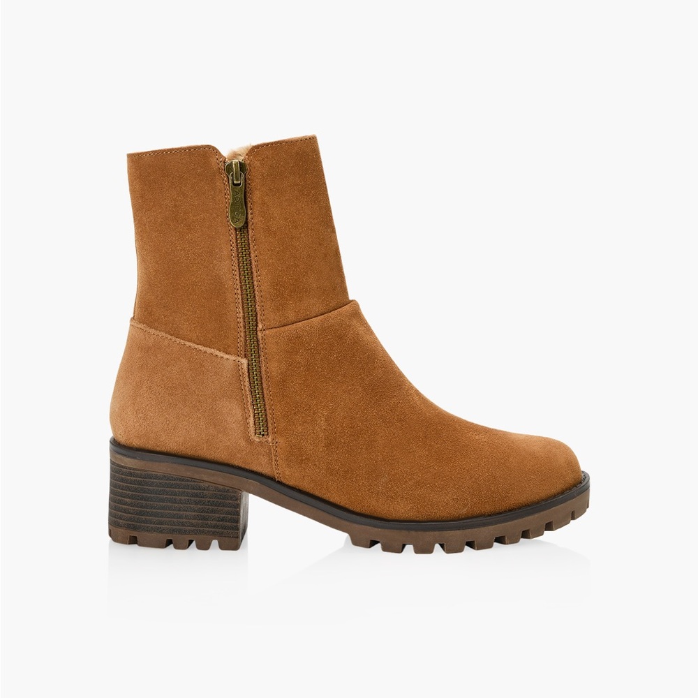 Artica ‘Creekside’ Waterproof Suede Winter Boots